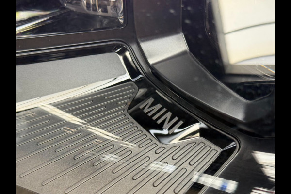 MINI Countryman 1.5 C 170pk John Cooper Works XL panorama trekhaak massage Hea