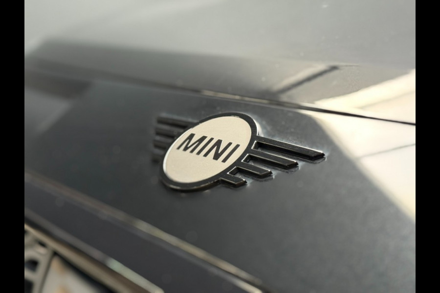 MINI Countryman 1.5 C 170pk John Cooper Works XL panorama trekhaak massage Hea
