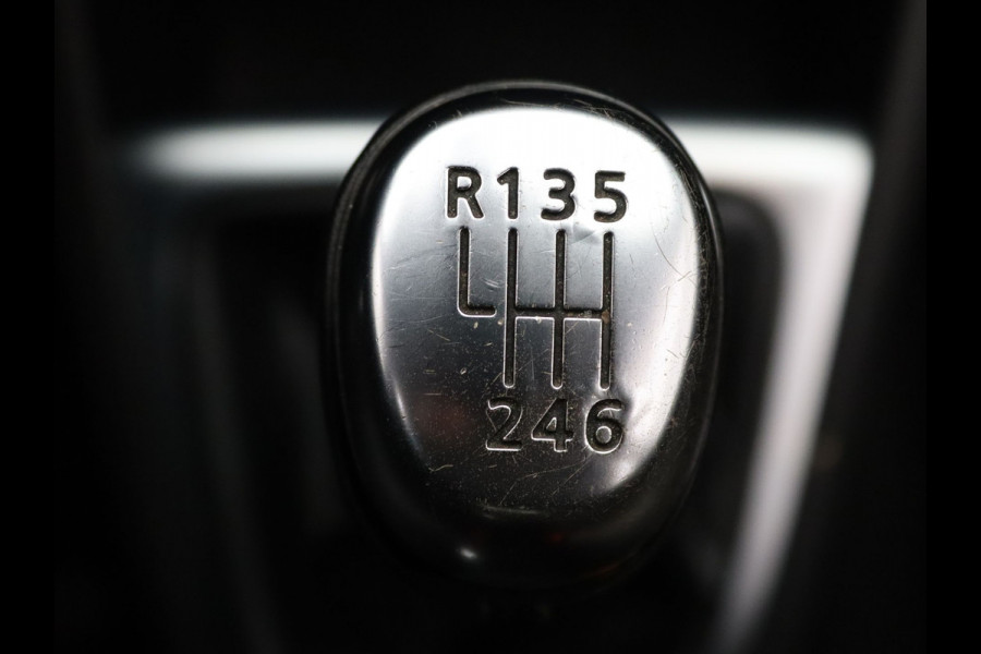 Renault Captur 130pk TCe Intens Camera | Cruise | Navi | Parkeersens. v+a | Trekhaak