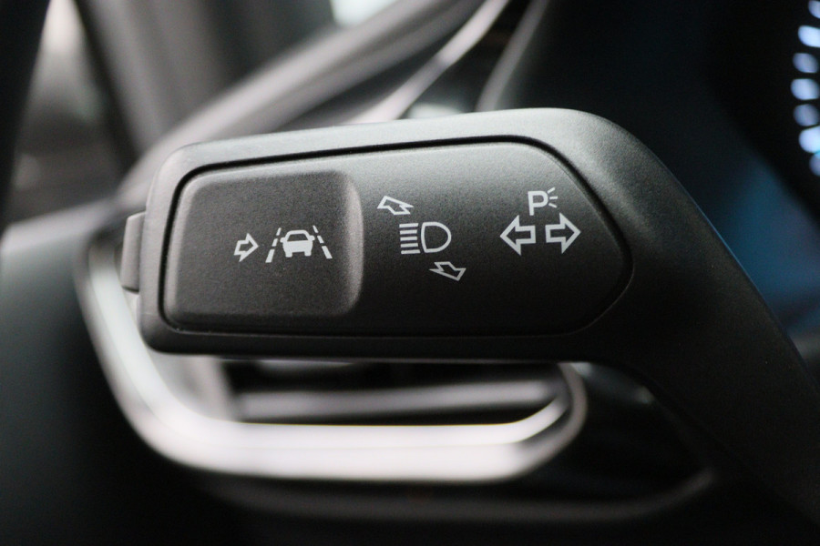 Ford Fiesta 1.0 EcoBoost Hybrid Titanium Climate, Cruise, Elektrisch Pakket, Apple Carplay, LED, DAB, Navigatie, PDC