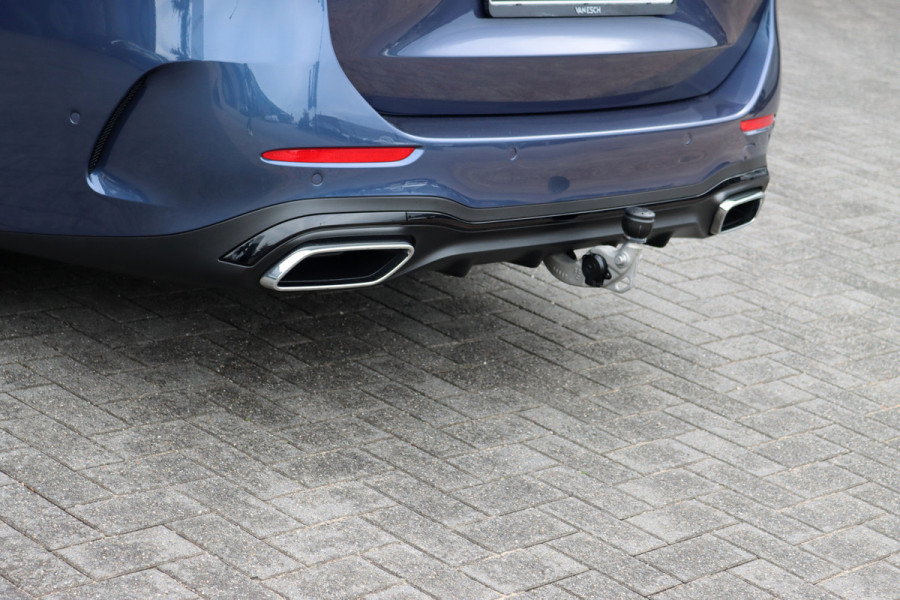 Mercedes-Benz C-Klasse Estate 300 e Star Edition AMG Line | Panoramadak | Memory | Camera | Trekhaak | High Perf. LED | Nightpakket | Sfeerverlichting Premium | Stoelverwarming | Dodehoekassistent |