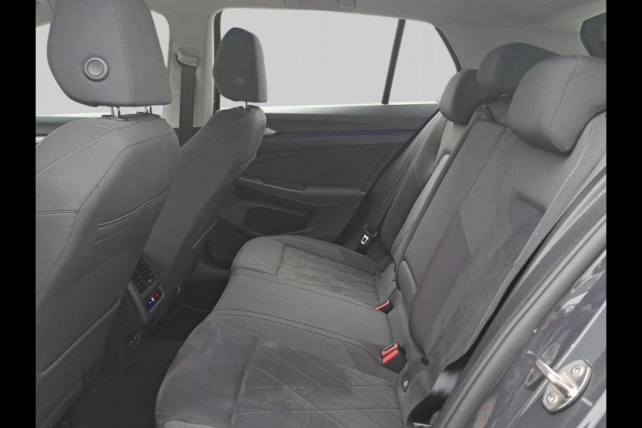 Volkswagen Golf 1.4 eHybrid Style | Blind Spot | ACC | DCC | Stoelen met geheugen functie | IQ Light |