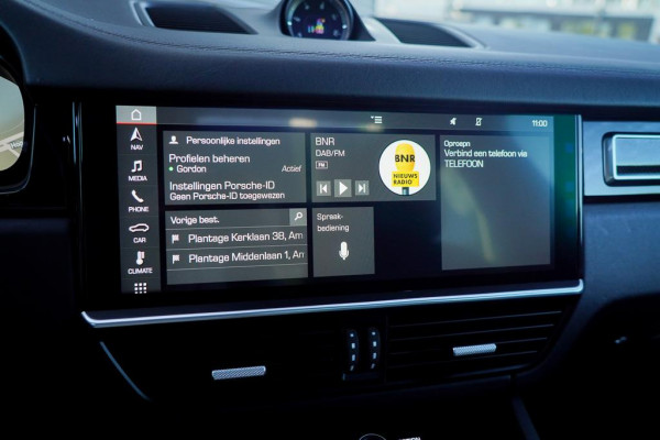 Porsche Cayenne 3.0 E-Hybrid / Pano / Massage / Trekhaak / Luchtvering / Rear Seat Entertainment