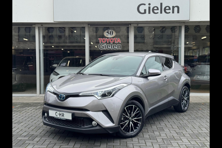 Toyota C-HR 1.8 Hybrid Executive | Stoelverwarming, Navigatie, Keyless, Leer/Stof, 18 Inch Toyota C-HR 1.8 Hybrid Executive | Stoelverwarming, Navigatie, Keyless, Leer/Stof, 18 Inch