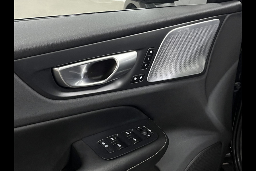 Volvo S60 2.0 Recharge T8 AWD Ultimate Dark *455 PK* | Massage | Open dak | Bowers & Wilkins | Adapt. cruise | Stoelventilatie & Stoelverwarming | Head-up