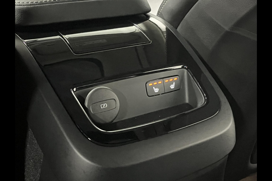 Volvo S60 2.0 Recharge T8 AWD Ultimate Dark *455 PK* | Massage | Open dak | Bowers & Wilkins | Adapt. cruise | Stoelventilatie & Stoelverwarming | Head-up
