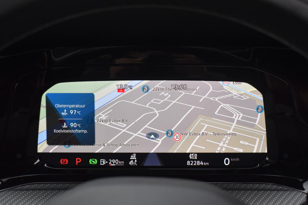 Volkswagen Golf 1.5 eTSI Variant 3x R Line Pano Keyless Lane Camera Trekhaak