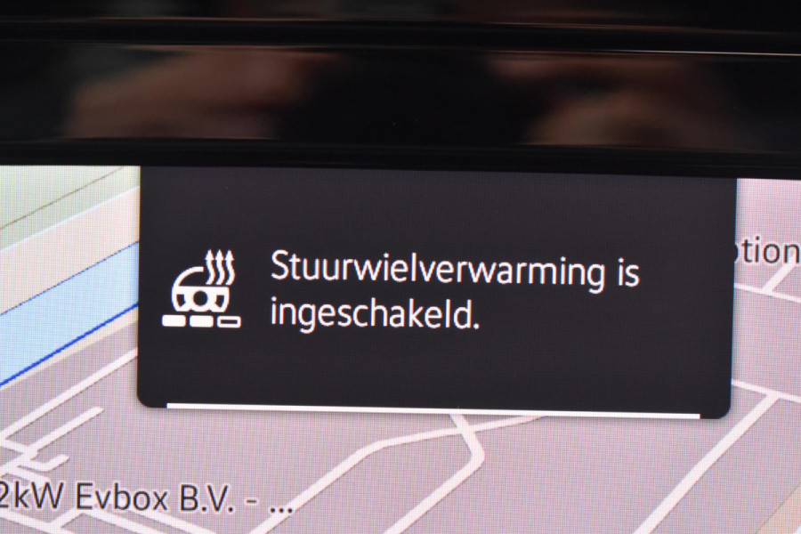 Volkswagen Golf 1.5 eTSI Variant 3x R Line Pano Keyless Lane Camera Trekhaak