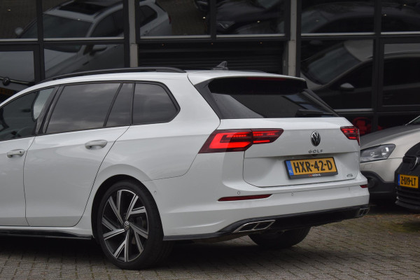 Volkswagen Golf 1.5 eTSI Variant 3x R Line Pano Keyless Lane Camera Trekhaak