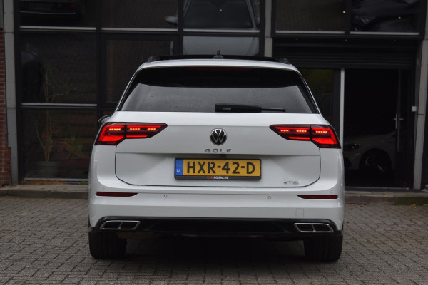 Volkswagen Golf 1.5 eTSI Variant 3x R Line Pano Keyless Lane Camera Trekhaak