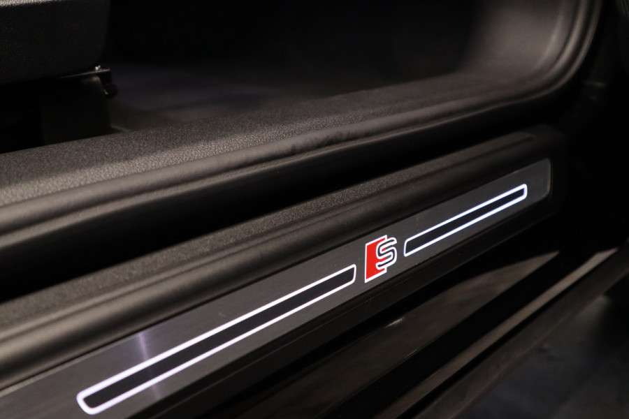 Audi Q5 Sportback 55 TFSI e S edition Full-led Panoramadak Bang&Olufsen Audi Q5 Sportback 55 TFSI e S edition Full-led Panoramadak Bang&Olufsen