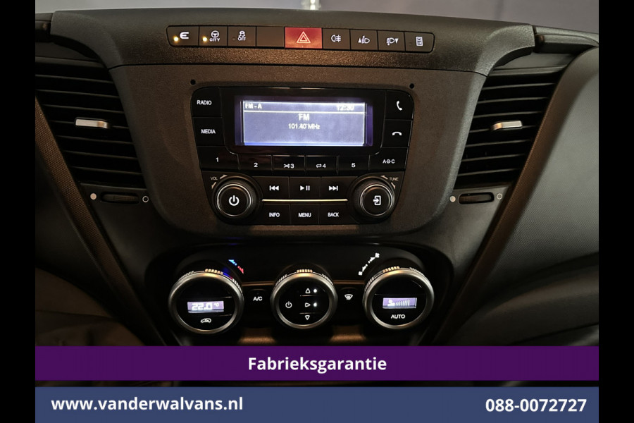 Iveco Daily 35S16V 157pk L2H2 Fabrieksgarantie Euro6 Airco | 3500kg trekvermogen | Parkeersensoren bijrijdersbank