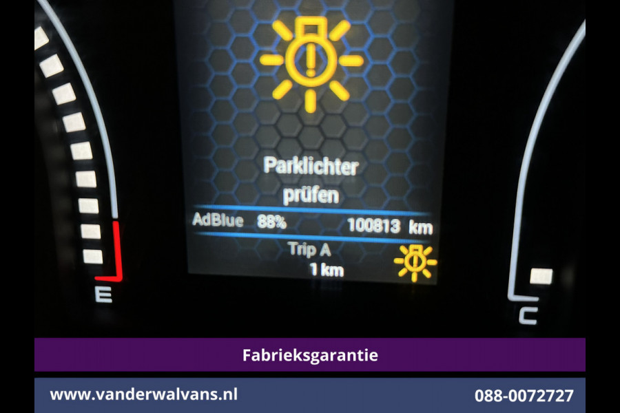 Iveco Daily 35S16V 157pk L2H2 Fabrieksgarantie Euro6 Airco | 3500kg trekvermogen | Parkeersensoren bijrijdersbank