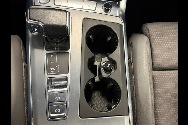 Audi A6 Avant 45 TDI quattro S edition ADAPTIEVE CRUISE CONTROL CAMERA PARKEERSENSOREN VOOR EN ACHTER STOELVERWARMING NAVI Audi A6 Avant 45 TDI quattro S edition ADAPTIEVE CRUISE CONTROL CAMERA PARKEERSENSOREN VOOR EN ACHTER STOELVERWARMING NAVI