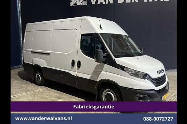 Iveco Daily 35S16V 157pk L2H2 Fabrieksgarantie Euro6 Airco | 3500kg trekvermogen | Parkeersensoren bijrijdersbank