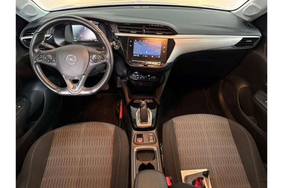 Opel CORSA-E Edition 50 kWh NAVIGATIE/AFWIJKENDE DAKLEUR/PARKEERSENSOREN ACHTER