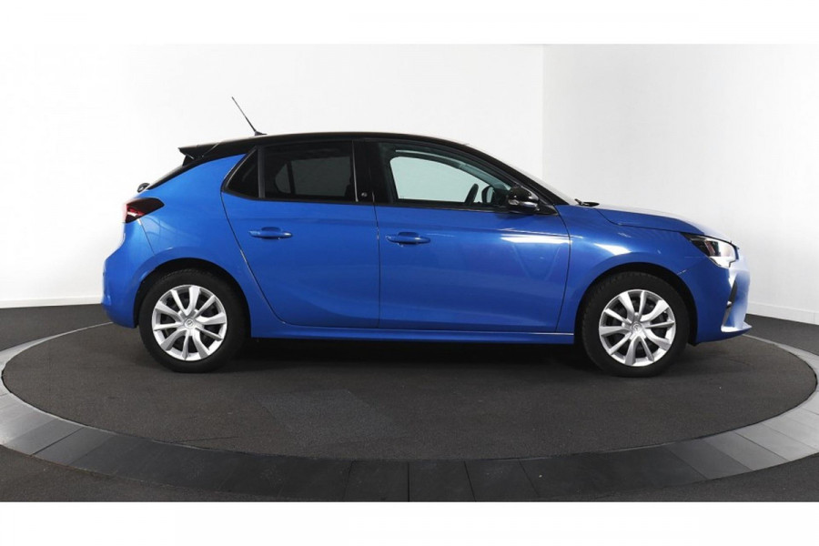 Opel CORSA-E Edition 50 kWh NAVIGATIE/AFWIJKENDE DAKLEUR/PARKEERSENSOREN ACHTER