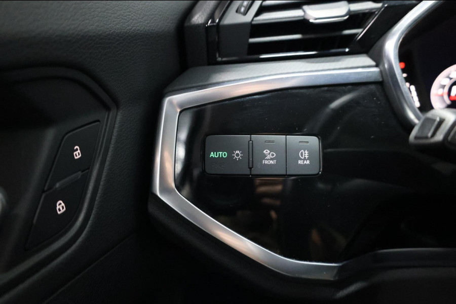 Audi Q3 40 TFSI quattro S Edition 190+PK S-LINE/LED/VIRTUAL/PANO/S.VERWARMING/20" LMV/CAM/ECC/12 MND GARANTIE! Audi Q3 40 TFSI quattro S Edition 190+PK S-LINE/LED/VIRTUAL/PANO/S.VERWARMING/20" LMV/CAM/ECC/12 MND GARANTIE!