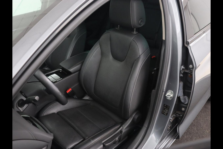 Opel Insignia 1.5 Turbo Innovation | Leder | Stoelverwarming | Camera | Carplay | Matrix LED | Navigatie | Comfortstoelen | Cruise control