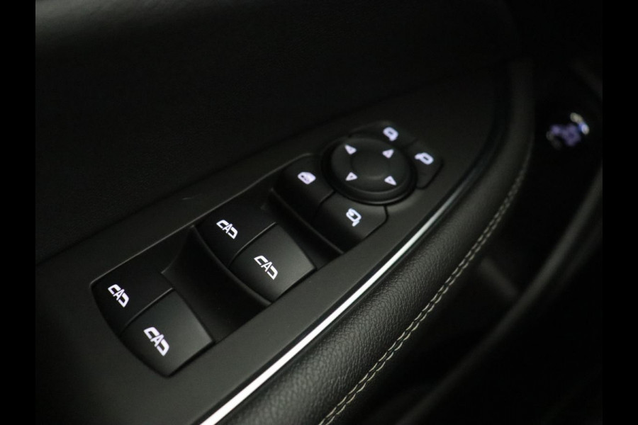 Opel Insignia 1.5 Turbo Innovation | Leder | Stoelverwarming | Camera | Carplay | Matrix LED | Navigatie | Comfortstoelen | Cruise control