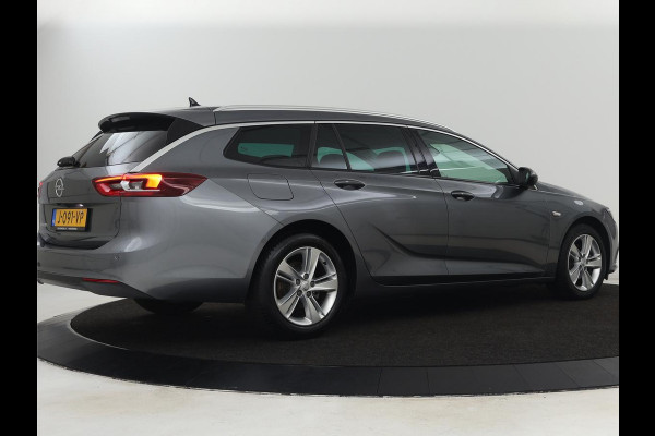 Opel Insignia 1.5 Turbo Innovation | Leder | Stoelverwarming | Camera | Carplay | Matrix LED | Navigatie | Comfortstoelen | Cruise control