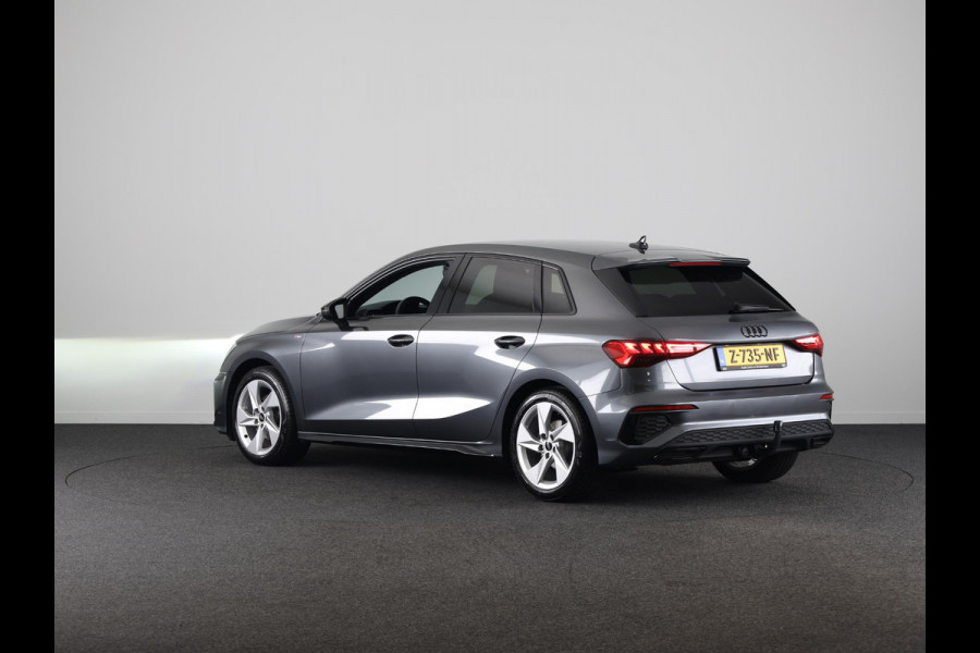 Audi A3 Sportback 35 TFSI S edition 150 pk S-tronic | Verlengde garantie | Navigatie | Trekhaak (afneembaar) | Parkeersensoren achter | Adaptieve cruise control | Audi A3 Sportback 35 TFSI S edition 150 pk S-tronic | Verlengde garantie | Navigatie | Trekhaak (afneembaar) | Parkeersensoren achter | Adaptieve cruise control |