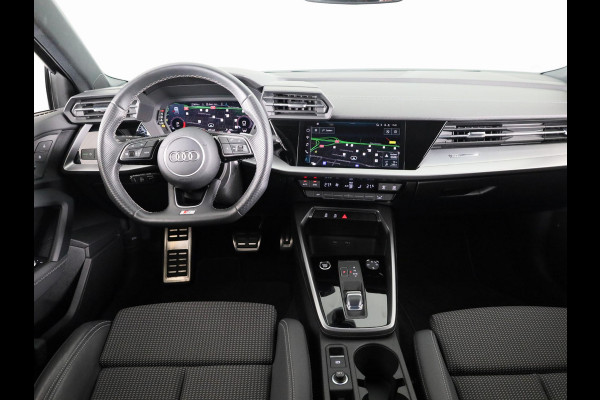 Audi A3 Sportback 35 TFSI S edition 150 pk S-tronic | Verlengde garantie | Navigatie | Trekhaak (afneembaar) | Parkeersensoren achter | Adaptieve cruise control | Audi A3 Sportback 35 TFSI S edition 150 pk S-tronic | Verlengde garantie | Navigatie | Trekhaak (afneembaar) | Parkeersensoren achter | Adaptieve cruise control |