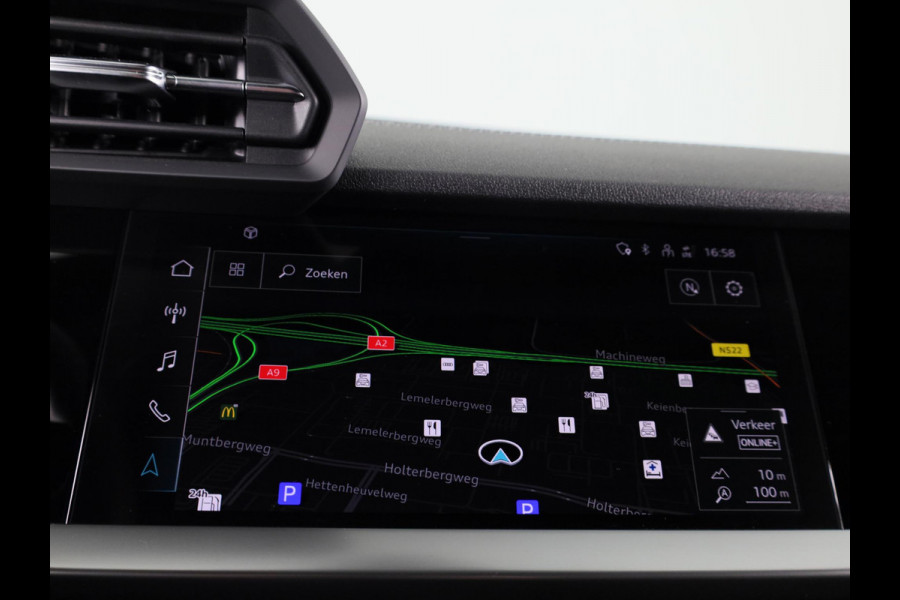 Audi A3 Sportback 35 TFSI S edition 150 pk S-tronic | Verlengde garantie | Navigatie | Trekhaak (afneembaar) | Parkeersensoren achter | Adaptieve cruise control | Audi A3 Sportback 35 TFSI S edition 150 pk S-tronic | Verlengde garantie | Navigatie | Trekhaak (afneembaar) | Parkeersensoren achter | Adaptieve cruise control |