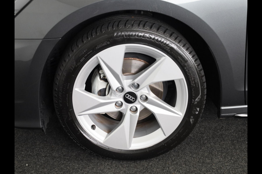 Audi A3 Sportback 35 TFSI S edition 150 pk S-tronic | Verlengde garantie | Navigatie | Trekhaak (afneembaar) | Parkeersensoren achter | Adaptieve cruise control | Audi A3 Sportback 35 TFSI S edition 150 pk S-tronic | Verlengde garantie | Navigatie | Trekhaak (afneembaar) | Parkeersensoren achter | Adaptieve cruise control |