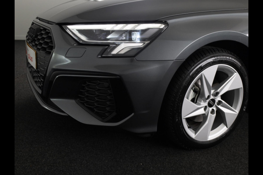 Audi A3 Sportback 35 TFSI S edition 150 pk S-tronic | Verlengde garantie | Navigatie | Trekhaak (afneembaar) | Parkeersensoren achter | Adaptieve cruise control | Audi A3 Sportback 35 TFSI S edition 150 pk S-tronic | Verlengde garantie | Navigatie | Trekhaak (afneembaar) | Parkeersensoren achter | Adaptieve cruise control |