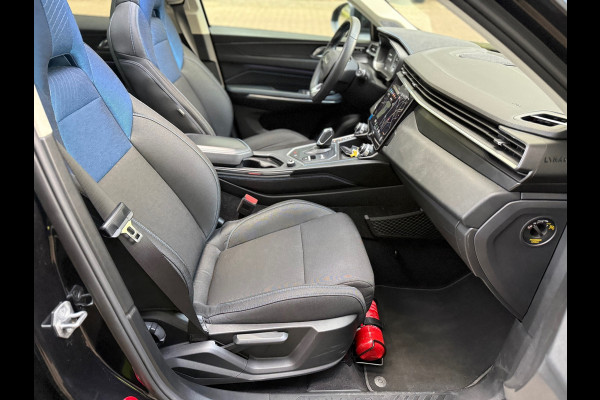 Lynk & Co 01 1.5 Plug-in Hybride l Pano l Camera l Carplay l ACC l Vol Opties l