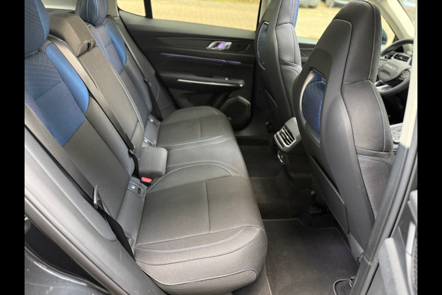 Lynk & Co 01 1.5 Plug-in Hybride l Pano l Camera l Carplay l ACC l Vol Opties l