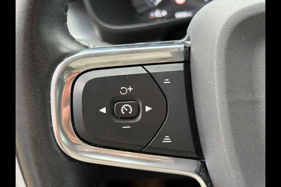 Volvo XC40 1.5 T5 Recharge R-Design Pano|Adap Cruise|Leder|Stuurver Volvo XC40 1.5 T5 Recharge R-Design Pano|Adap Cruise|Leder|Stuurver