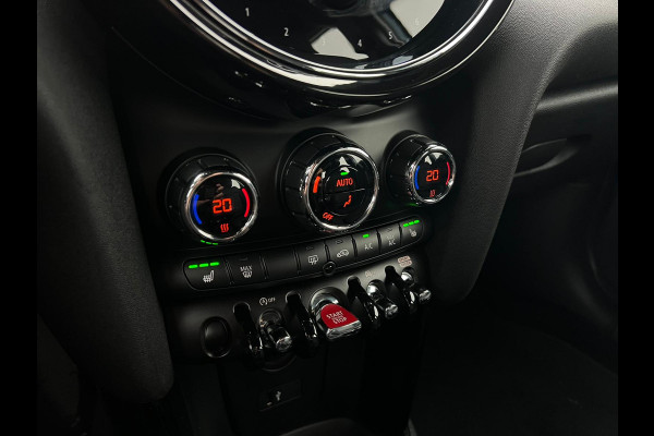 MINI Mini 1.5 Cooper Business Edition NL AUTO | LEDER | CAMERA | DEALER ONDERH | CARPLAY |