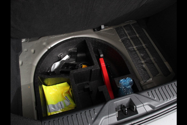 Ford Fiesta 1.0 EcoBoost 125pk mHEV Hybrid ST-Line X Nordic |  Navigatie | Climate Control | Cruise control | Stoelverwarming | Parkeer sensoren | Lichtmetalen velgen Ford Fiesta 1.0 EcoBoost 125pk mHEV Hybrid ST-Line X Nordic |  Navigatie | Climate Control | Cruise control | Stoelverwarming | Parkeer sensoren | Lichtmetalen velgen