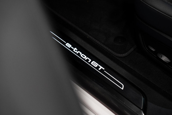 Audi e-tron GT GT 93 kWh *Luchtvering / BTW / Panorama / Warmtepomp / Surround-view / Keyless* Audi e-tron GT GT 93 kWh *Luchtvering / BTW / Panorama / Warmtepomp / Surround-view / Keyless*