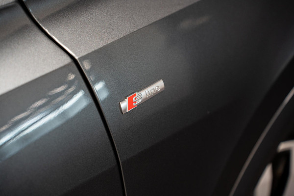 Audi Q8 55 TFSI quattro Pro Line Plus *Bang & Olufsen Advanced / Vierwiel-besturing / Soft-Close / Nachtzicht / Surround-View* Audi Q8 55 TFSI quattro Pro Line Plus *Bang & Olufsen Advanced / Vierwiel-besturing / Soft-Close / Nachtzicht / Surround-View*