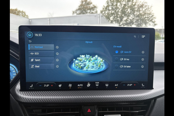 Ford Kuga 2.5 PHEV ST-Line 243pk| Nieuw Model! | Wegklapbare Trekhaak | Winter Pack | 2.100kg Trekgewicht