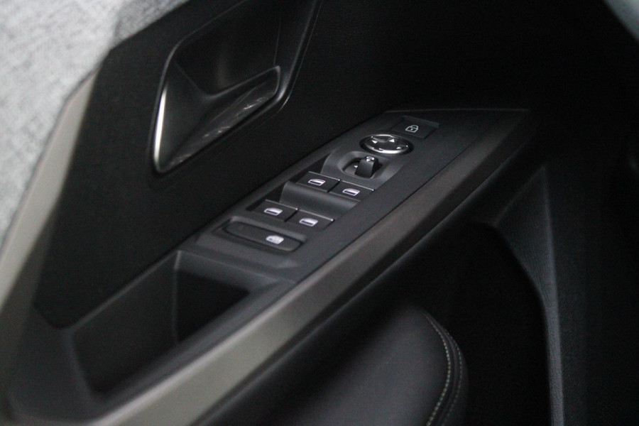 Peugeot 3008 1.2 Hybrid 145PK GT | ELEKTRISCH BEDIENBARE ACHTERKLEP | NAVIGATIE | DRAADLOZE APPLE CARPLAY/ANDROID AUTO | SFEER VERLICHTING | ACHTERUITRIJ CAMERA | PARKEERSENSOREN VOOR EN ACHTER | FULL LED KOPLAMPEN | KEYLESS ENTRY/START | ADAPTIVE CRUISE CONTROL | STOEL/STUUR VERWARMING | LICHTMETALEN VELGEN 19" | DAB+ RADIO | Peugeot 3008 1.2 Hybrid 145PK GT | ELEKTRISCH BEDIENBARE ACHTERKLEP | NAVIGATIE | DRAADLOZE APPLE CARPLAY/ANDROID AUTO | SFEER VERLICHTING | ACHTERUITRIJ CAMERA | PARKEERSENSOREN VOOR EN ACHTER | FULL LED KOPLAMPEN | KEYLESS ENTRY/START | ADAPTIVE CRUISE CONTROL | STOEL/STUUR VERWARMING | LICHTMETALEN VELGEN 19" | DAB+ RADIO |