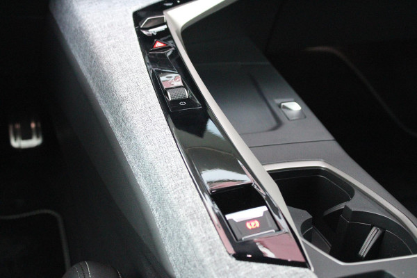 Peugeot 3008 1.2 Hybrid 145PK GT | ELEKTRISCH BEDIENBARE ACHTERKLEP | NAVIGATIE | DRAADLOZE APPLE CARPLAY/ANDROID AUTO | SFEER VERLICHTING | ACHTERUITRIJ CAMERA | PARKEERSENSOREN VOOR EN ACHTER | FULL LED KOPLAMPEN | KEYLESS ENTRY/START | ADAPTIVE CRUISE CONTROL | STOEL/STUUR VERWARMING | LICHTMETALEN VELGEN 19" | DAB+ RADIO | Peugeot 3008 1.2 Hybrid 145PK GT | ELEKTRISCH BEDIENBARE ACHTERKLEP | NAVIGATIE | DRAADLOZE APPLE CARPLAY/ANDROID AUTO | SFEER VERLICHTING | ACHTERUITRIJ CAMERA | PARKEERSENSOREN VOOR EN ACHTER | FULL LED KOPLAMPEN | KEYLESS ENTRY/START | ADAPTIVE CRUISE CONTROL | STOEL/STUUR VERWARMING | LICHTMETALEN VELGEN 19" | DAB+ RADIO |
