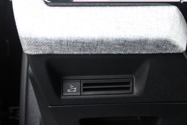 Peugeot 3008 1.2 Hybrid 145PK GT | ELEKTRISCH BEDIENBARE ACHTERKLEP | NAVIGATIE | DRAADLOZE APPLE CARPLAY/ANDROID AUTO | SFEER VERLICHTING | ACHTERUITRIJ CAMERA | PARKEERSENSOREN VOOR EN ACHTER | FULL LED KOPLAMPEN | KEYLESS ENTRY/START | ADAPTIVE CRUISE CONTROL | STOEL/STUUR VERWARMING | LICHTMETALEN VELGEN 19" | DAB+ RADIO | Peugeot 3008 1.2 Hybrid 145PK GT | ELEKTRISCH BEDIENBARE ACHTERKLEP | NAVIGATIE | DRAADLOZE APPLE CARPLAY/ANDROID AUTO | SFEER VERLICHTING | ACHTERUITRIJ CAMERA | PARKEERSENSOREN VOOR EN ACHTER | FULL LED KOPLAMPEN | KEYLESS ENTRY/START | ADAPTIVE CRUISE CONTROL | STOEL/STUUR VERWARMING | LICHTMETALEN VELGEN 19" | DAB+ RADIO |