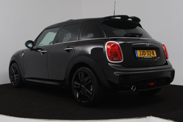 MINI Mini 1.5 Cooper Business Edition (PANORAMADAK, STOELVERWARMING, H&K AUDIO, SFEERVERLICHTING, CARPLAY NAVIGATIE, SENSOREN)