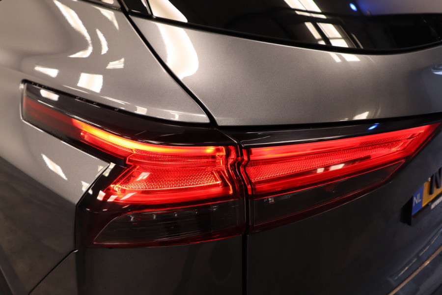 Nissan QASHQAI 1.3 MHEV Xtronic Premiere Edition Panoramadak 18"lmv 1800kg Trekgewicht!