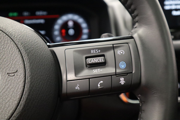 Nissan QASHQAI 1.3 MHEV Xtronic Premiere Edition Panoramadak 18"lmv 1800kg Trekgewicht!