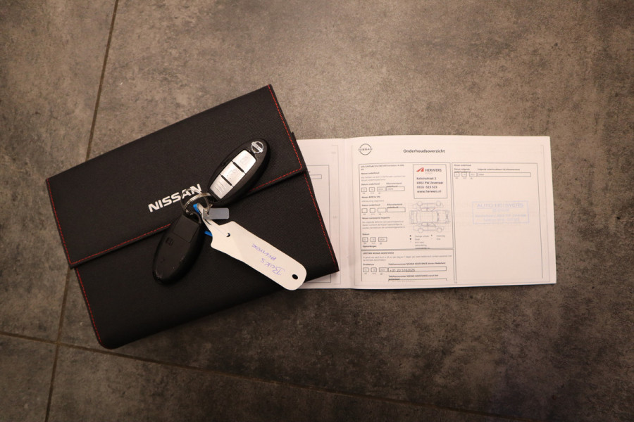 Nissan QASHQAI 1.3 MHEV Xtronic Premiere Edition Panoramadak 18"lmv 1800kg Trekgewicht!