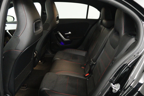 Mercedes-Benz A-Klasse 250 e Business Solution AMG Limited (PANORAMADAK, SFEERVERLICHTING, STOELVERWARMING, ACHTERUITRIJCAMERA)