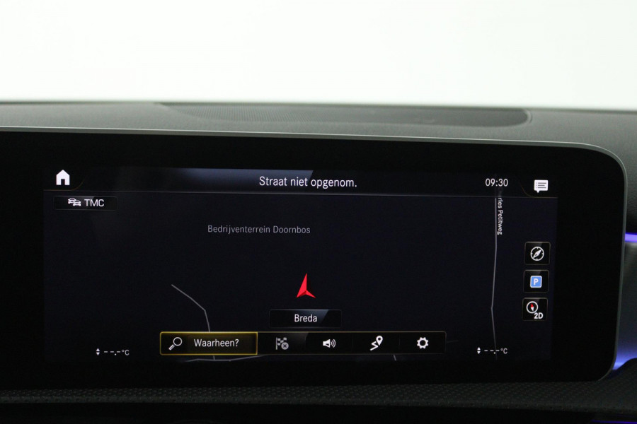 Mercedes-Benz A-Klasse 250 e Business Solution AMG Limited (PANORAMADAK, SFEERVERLICHTING, STOELVERWARMING, ACHTERUITRIJCAMERA)