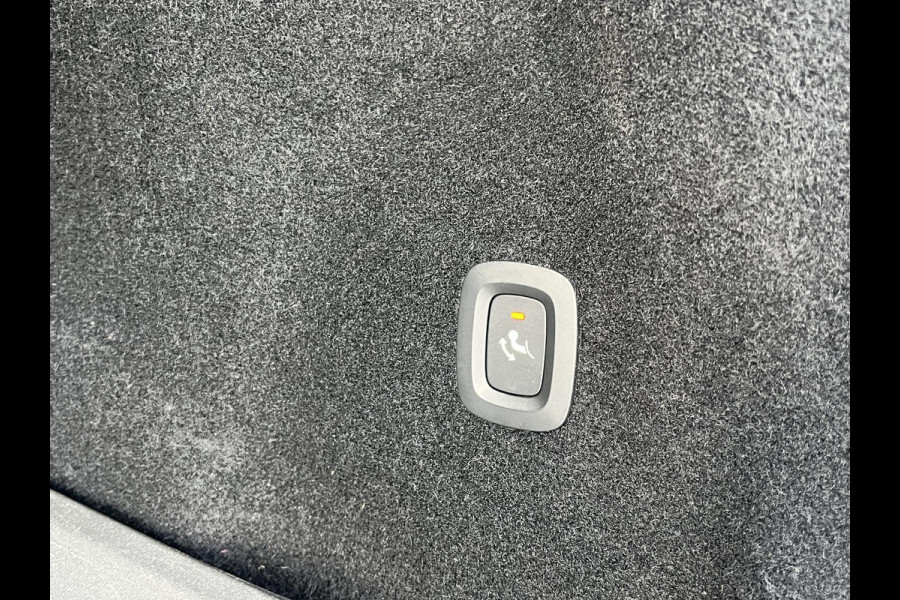 Volvo XC60 2.0 T6 Plug-in hybrid AWD Inscription Expression Mega Vol! 360° Camera | Harman Kardon | Leder | Stoel+Stuurverwarming | Panoramadak | Trekhaak | 12 mnd Bovag Garantie