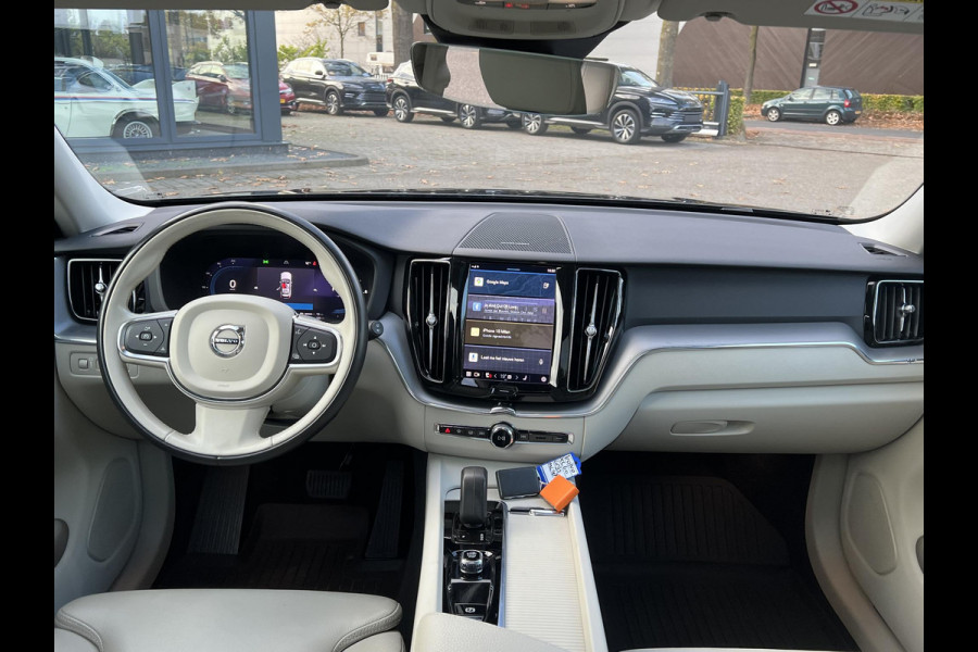 Volvo XC60 2.0 T6 Plug-in hybrid AWD Inscription Expression Mega Vol! 360° Camera | Harman Kardon | Leder | Stoel+Stuurverwarming | Panoramadak | Trekhaak | 12 mnd Bovag Garantie