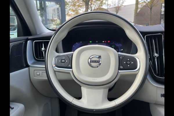 Volvo XC60 2.0 T6 Plug-in hybrid AWD Inscription Expression Mega Vol! 360° Camera | Harman Kardon | Leder | Stoel+Stuurverwarming | Panoramadak | Trekhaak | 12 mnd Bovag Garantie